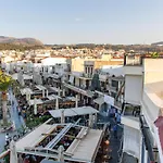 V77 Seafront Suites