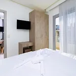 Amara Residences By Estia