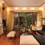 Ark Luxury & Private Villa