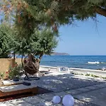 Villa Seashell -Wonderful Newly Renovated Villa On The Beach