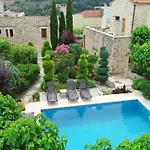 Arcus Suites