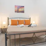 Tzortzi\'S Family Apartments