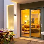 Pakio Luxury Villa : Private Cretan Holidays