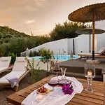 Pakio Luxury Villa : Private Cretan Holidays