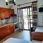 House Kosmas On The Beach