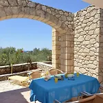 Markos Apartments 2