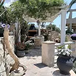 Christoforos Apartments