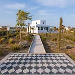 Seashell Villa