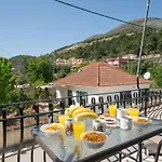 Vrettos Arts