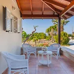 Villa Chrysalida, Unspeakble Views And Privacy!