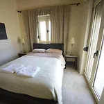 Beautiful Holiday House For 10 Persons, With Swimming Pool