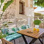 Castelvecchio Suites