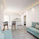 Porto Kalamaki Hotel
