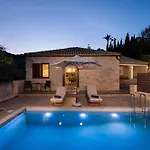Spilia Village Hotel & Villas