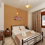 Hara\'S Apartments