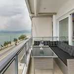 Mega Suite On The Sea