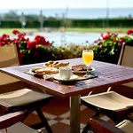 Nefeli Hotel