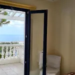Quadruple Rooms Full View In Blue