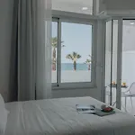 Suitenes Coast