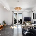 Blue Paradise Apartment