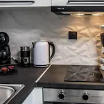 Escape Luxury Apartment