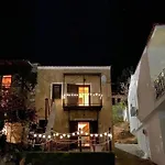 Iacob\'S House