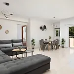 The Cozy Nook