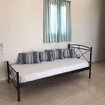 Retreat Apartments In Drosia - Apartment For 3