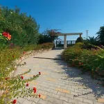 Theretra Kiotari Villas