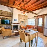 Relaxing Sea View Home