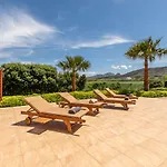 Gold Crest Home In Drapanias Beach, Nopigia