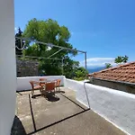 Παραδοσιακό Σπίτι Με Θέα