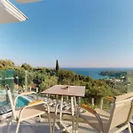 Golden Lion Parga