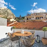 Kastro Residence