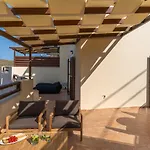 Syra Suites