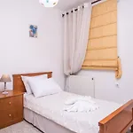 Ergina Home, Cozy 2 Bedroom Apartment