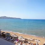 Cozy Corner Vs Beachfront