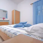 Crystal Naxos 2 Apartments At Mikri Vigla