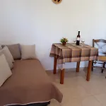 Fofi Apartments