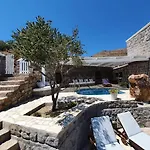 Theologos Houses