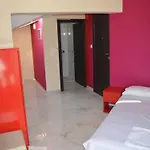 Kypriotis Leonidas Apartments
