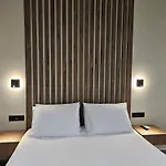 Rea\'S Luxury Apartments