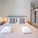 Amelie\'S Luxe Apartments