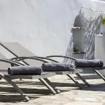 Onar Hotel & Suites