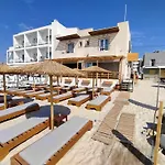 Anna Maria Apartments