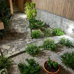 Konstantinos Hotel & Apartments I