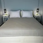 Niki\'S House Apartments By The Sea