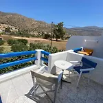 Deep Blue Rooms & Apartments