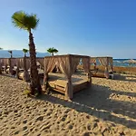 Sentido Amounda Bay