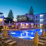 Amoudi Studios Apartments Hotel